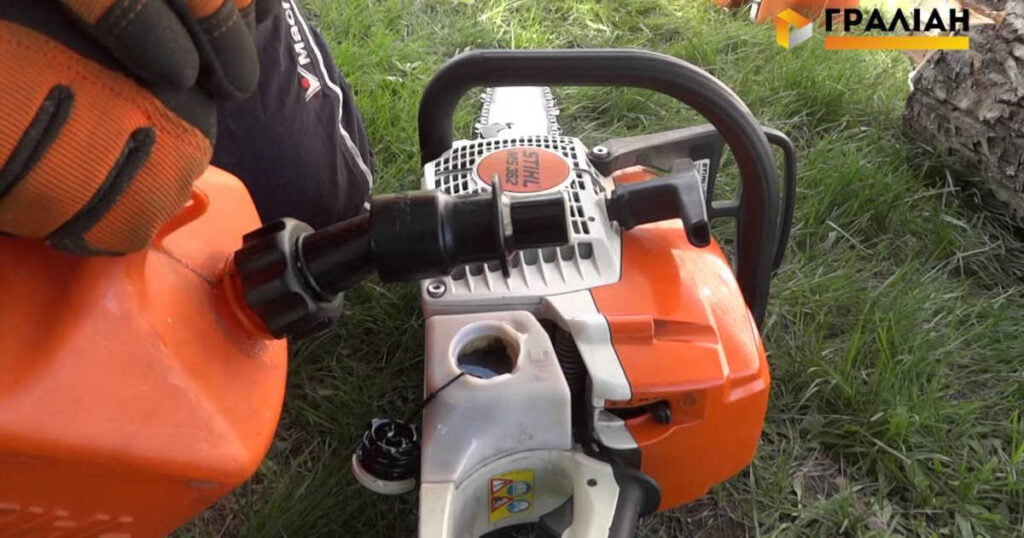 Quelle-essence-choisir-pour-optimiser-les-performances-de-votre-tronconneuse-Stihl